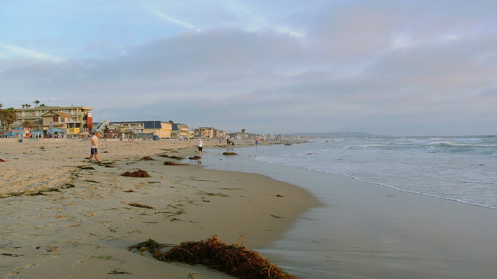 Pacific Beach looking southwards