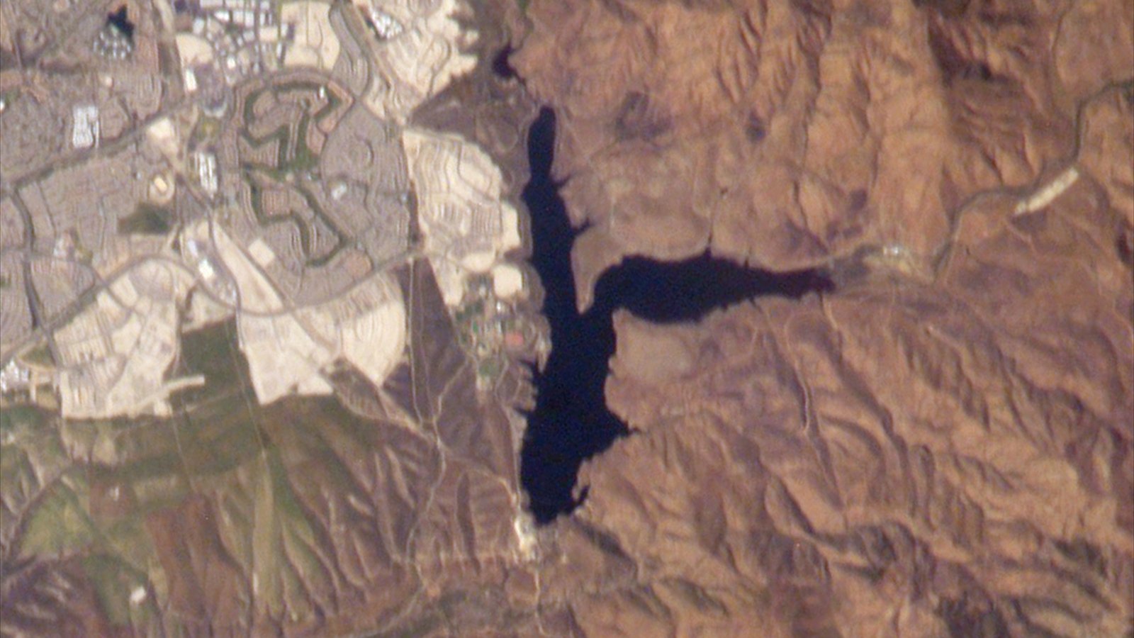 Upper and Lower Otay Reservoir , San Diego California (cropped from original) Mission: ISS008 Roll: E Frame: 21859 Mission ID on the Film or image: ISS008 Country or Geographic Name: MEXICO Features: LOWER OTAY…