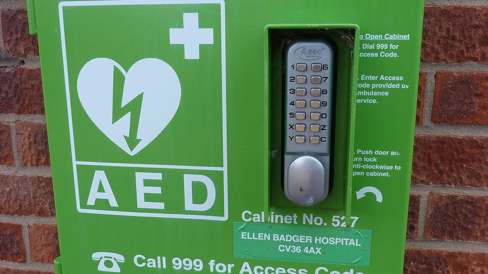 A defibrillator (otherwise known as an AED - Automated External Defibrillator). It is sited at Ellen Badger NHS Hospital in Shipston-on-Stour, Warwickshire and is available for members of the public to access 24hrs a…